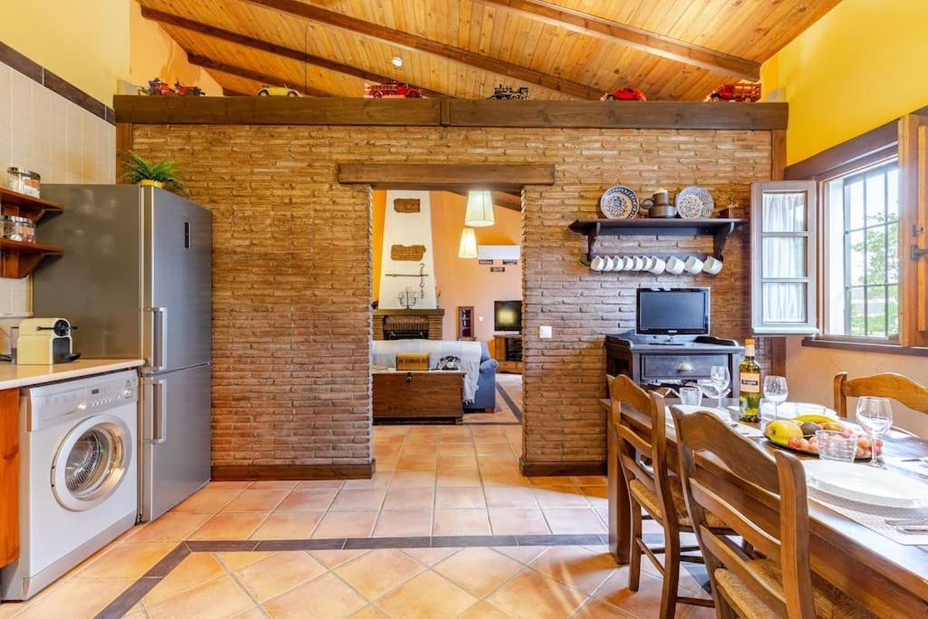 Only4You Country House Perfect Location To Visit Andalucia 卡萨韦梅哈 外观 照片